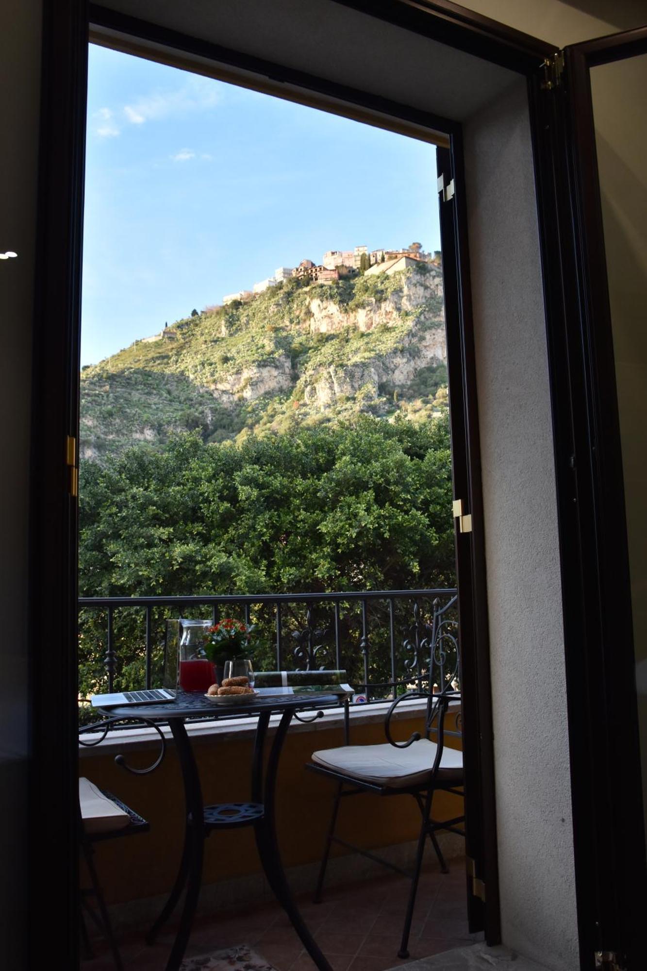 Gloden House Apartments Taormina Zewnętrze zdjęcie